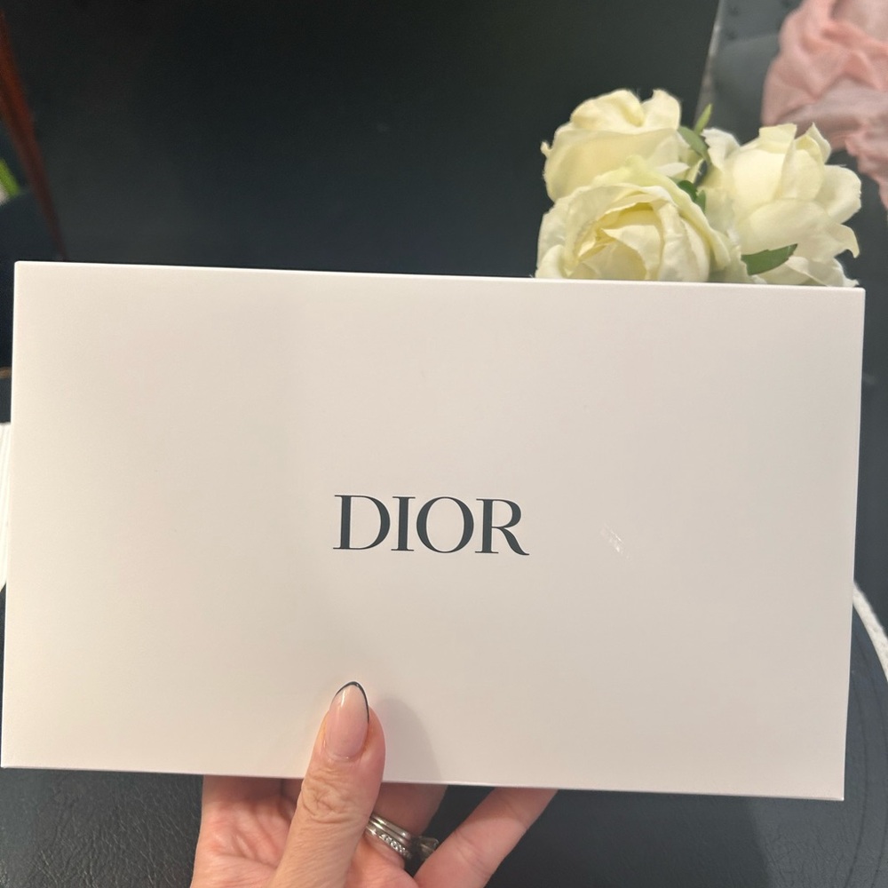 (Last one!!)Christian Dior Pink Clutch Bag with Faux Pearl Chain - NIB - Picture 12 of 13